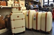 Магазин Саквояж - кожаные чемоданы и багажные сумки Bric's